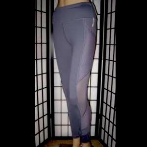 Victoria’s Secret Sport Mesh Pocket Leggings